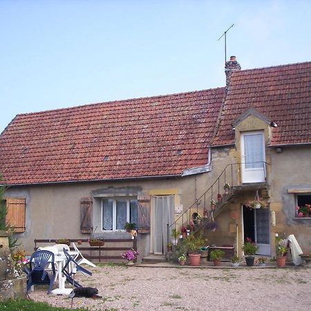 Chambre A La Campagne Saint-Aubin-en-Charollais Exterior foto